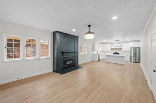 2225 Fairmount Ave, Fort Worth TX  76110-1326 exterior