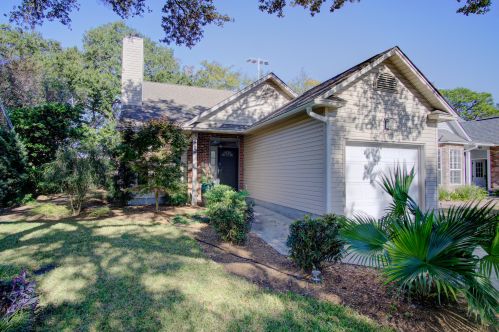 960 Provincial Cir, Mount Pleasant SC  29464-3492 exterior
