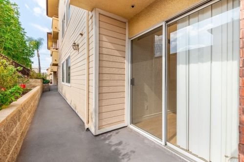 318 Adams St, Glendale CA 91205-1833 exterior