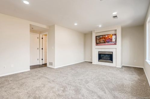 5684 Quemoy Ct, Aurora CO 80018-3133 exterior