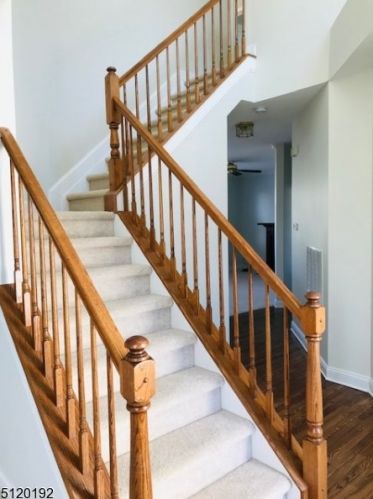 53 Saxton Dr, Hackettstown NJ  07840-1742 exterior