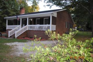 306 Virginia Ave, Cheraw, SC 29520-1528