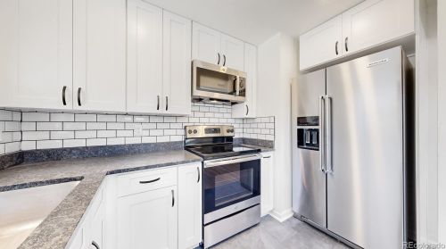 4697 Pennsylvania St, Englewood CO 80113-6915 exterior