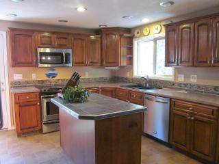 75546 Lost Creek Rd, Westport, OR 97016-2526