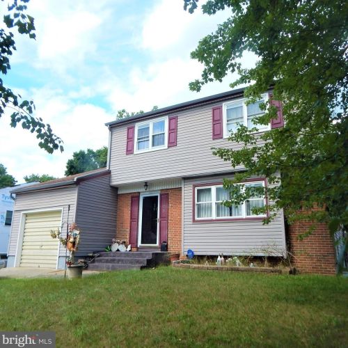 73 Vaughn Ave, Gloucester, NJ 08031-2912