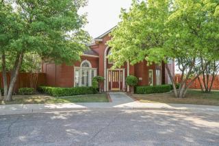 9705 York Ave, Lubbock, TX 79424-4863