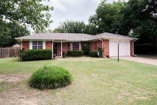 1115 Melody Dr, Ardmore, OK 73401-3558