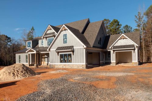 128 Tee Dr, Forsyth, GA 31029-4494