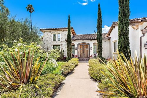 11844 Red Hill Ave, Santa Ana, CA 92705-3177