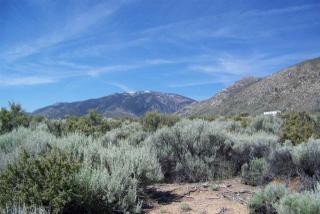 19 Sunrise Trl, Fredricksburg, CA 96120-9590