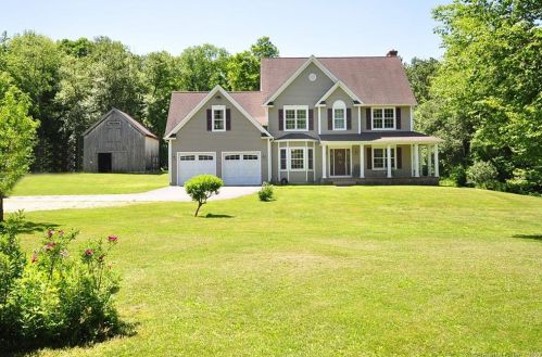 63 Kenyon Rd, Morris, CT 06758-1604
