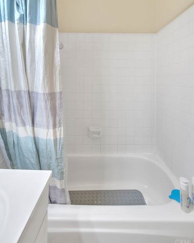 4046 Columbia Ave, Riverside CA  92501-1526 exterior