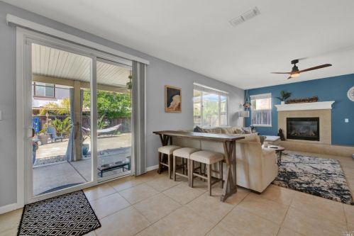 5077 Ellis Godfrey Dr, Fairfield CA  94533-8959 exterior