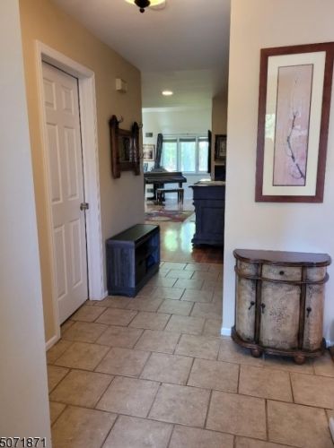 15 Lapis Cir, Town Center, NJ 07052-2157