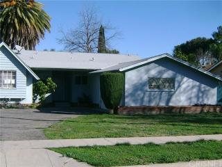19127 Stagg St, Los Angeles, CA 91335-1734