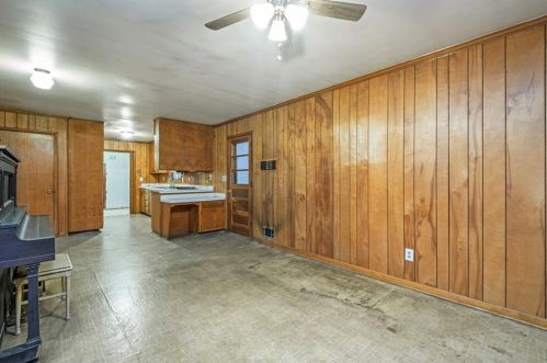 558 Larchmont Dr, Atlanta GA  30318-7112 exterior