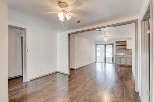 3712 Jones St, Fort Worth TX  76110-5509 exterior