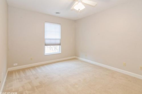 852 Edgewood Gln Dr, Valpo IN exterior