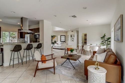 604 Hermes Ave, Encinitas, CA 92024-2100