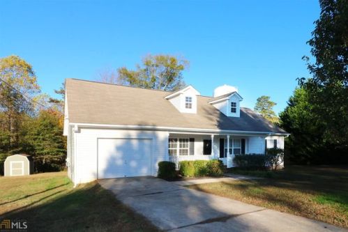 6108 Towers Cir, Lula, GA 30554-2854