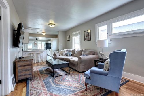 2216 Downing St, Denver, CO 80205-5235