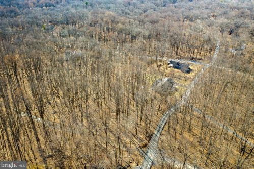 340 Revenoor Rd, Harpers Ferry WV exterior