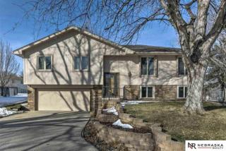1840 Victoria Cir, Omaha, NE 68046-4117