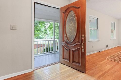 100 Bent Arrow Dr, Stockbridge GA  30281-4839 exterior