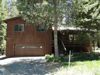 12511 Poppy Ln, Truckee, CA 96161-2526