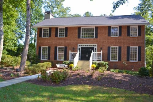 11025 Blackbrook Dr, Duluth, GA 30097-1741