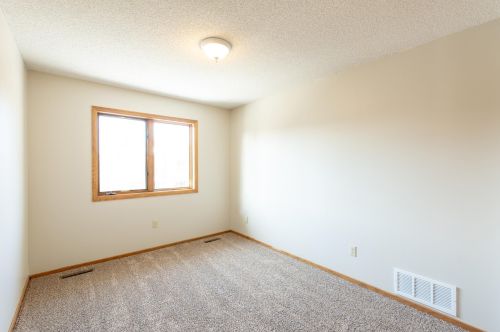 14712 Endicott Way, Saint Paul MN  55124-6491 exterior