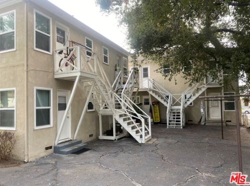 1801 Chevy Chase Dr, Glendale CA  91205-3016 exterior