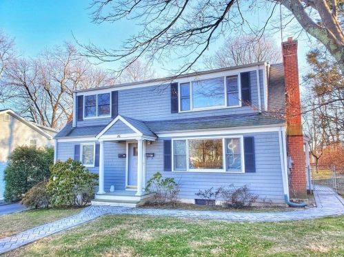 26 Lenox Ave, Norwalk CT  06854-4024 exterior
