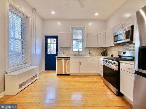 1314 16th St, Philadelphia PA  19146-4709 exterior