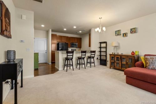 1824 Buchanan Cir, Aurora, CO 80018-6019