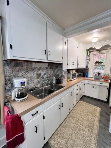 219 Barton St, Torrington CT  06790-5618 exterior