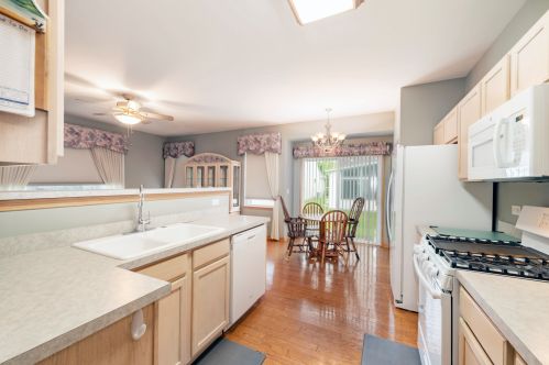 13744 Hickory Ln, Plainfield, IL 60544-6447
