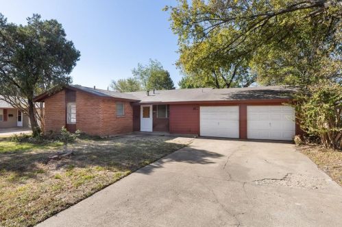 3422 Princeton Dr, Irving, TX 75062-4551