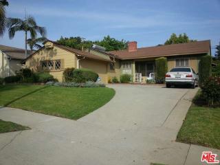 9512 11th Ave, Inglewood, CA 90305-2924