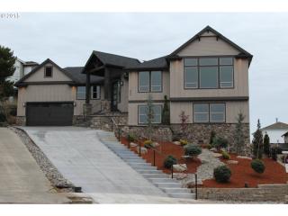 928 Fremont St, Camas, WA 98607-9376