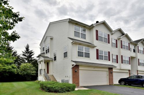 1135 Shorewood Ct, Glendale Heights, IL 60139-3786