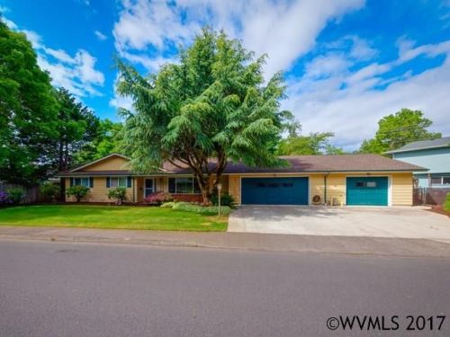 327 Walnut Ave, Dallas, OR 97338-2911
