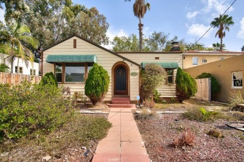 2219 32nd St, San Diego, CA 92104-5601