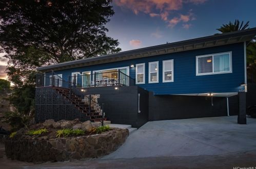 654 Judd St, Honolulu HI  96817-2216 exterior