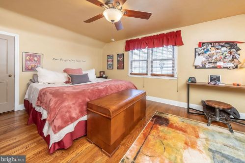 430 Princeton Rd, Tavistock NJ exterior