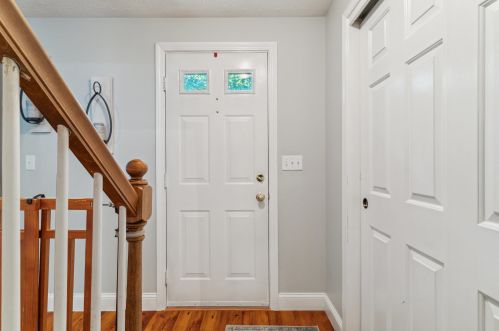 194 Fordway Ext, Derry, NH 03038-7264