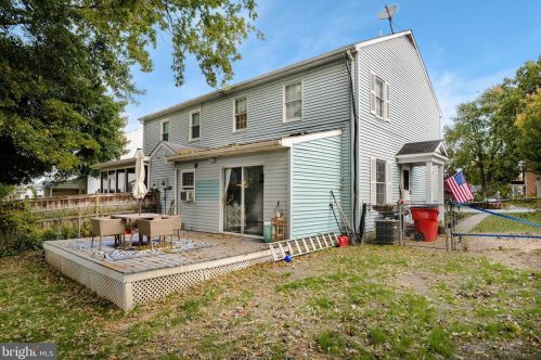 23 Berkeley Ct, Charles Town WV  25414-4221 exterior