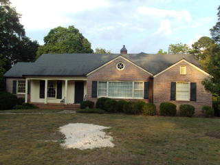 411 Jackson Ave, Thomaston, GA 30286-5413
