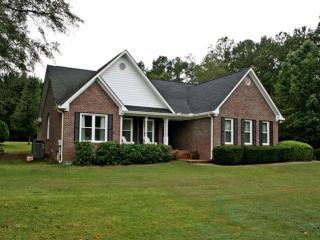 1141 Richwood Trl, Bogart, GA 30622-2868