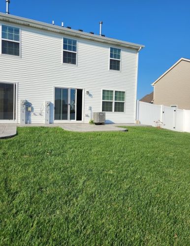 639 Florence St, Pingree Grove IL  60140-5608 exterior